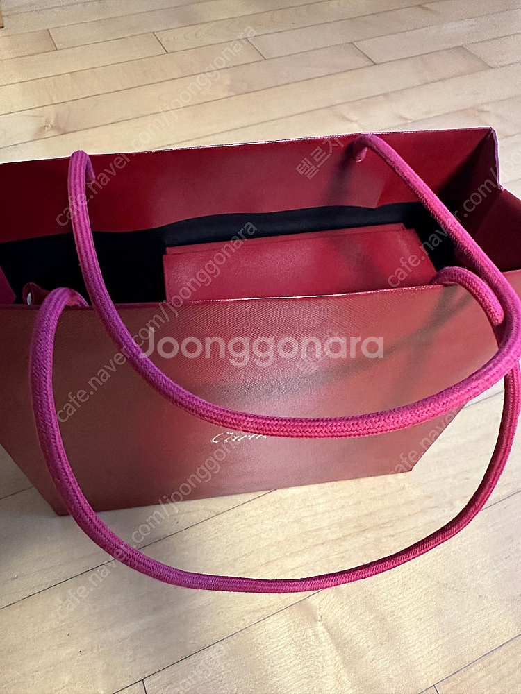 까르띠에 산토스 사이즈M 초s급 팔아봅니다.--5