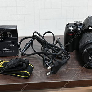 니콘 D3000, Nikon AF-S 18-55 VR 세트 판매합니다.