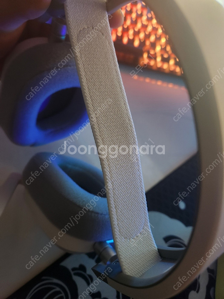 hs80 무선화이트 + 제닉스 led거치대--6