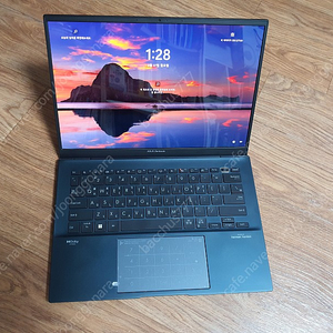 ASUS Zenbook14 노트북 (UX3402, 2.8k OLED 디스플레이,﻿ ﻿12세대 i5-1240p, 16GB, 512GB) 팝니다.