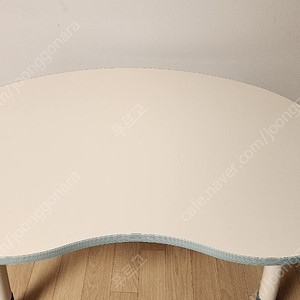 일룸 피넛 1200 일반책상과 피코의자 중고 판매합니다