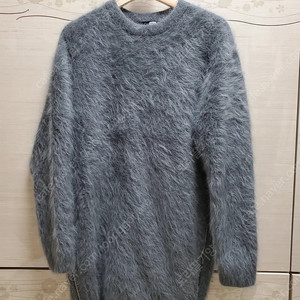 듀엘 앙고라 롱니트 프리사이즈 1회착용 미니원피스로도가능