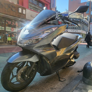 [판매]22년식 857km Pcx abs 급매합니다