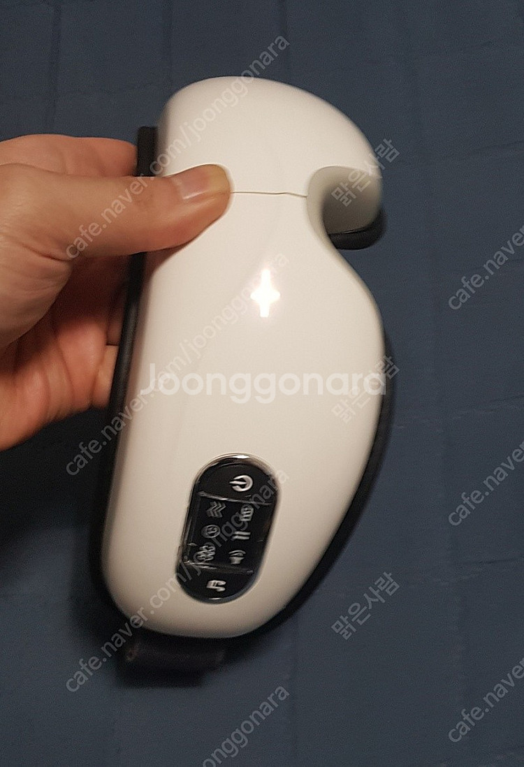 (거의 새것) 디웰 온열 눈마사지기 EM-2001 , 선착순 판매--2