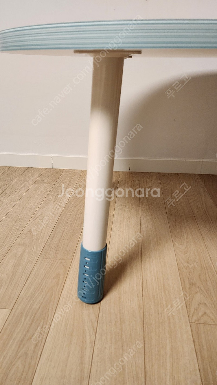 일룸 피넛 1200 일반책상과 피코의자 중고 판매합니다--3