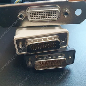 Quadro NVS 315 DDR3 1G + DMS-59 듀얼 DVI 케이블 + DMS-59 듀얼 VGA 케이블
