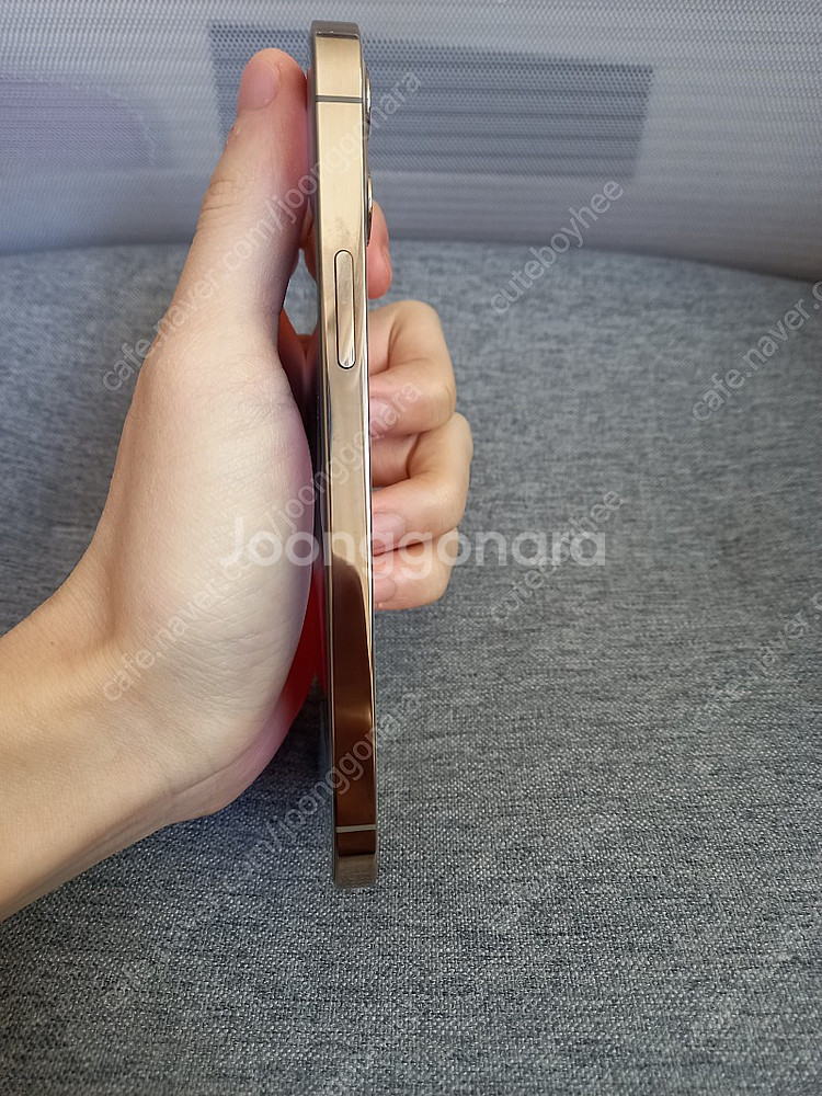 아이폰 12pro 256gb 골드 팝니다 아이폰12프로--4