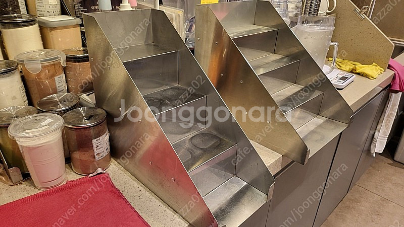 파우더, 시럽 거치대 판매합니다(이디야)--1