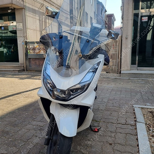 (중고) 일산직거래 / PCX125 / 2021년식 / 주행거리 28***km / 화이트