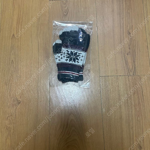 장갑 판매합니다. 스마트폰 터치 기능