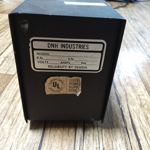 DNH INDUSTRIES DUAL 파워서플라이