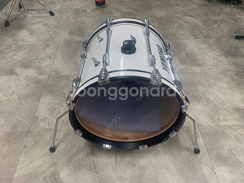 16인치 야마하 버스킹 드럼 판매 합니다.--1