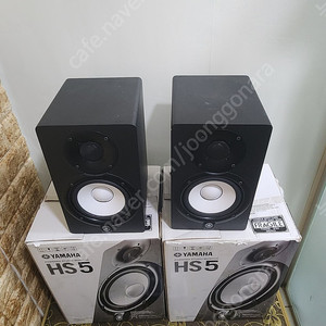 야마하 Hs5 스피커 + Audient id4 Mk2