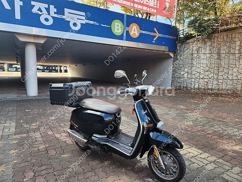 2019년형 람브레타125 생활튜닝 바이크 판매합니다.--3