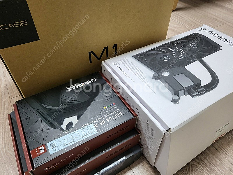 Ncase M1 v6.1 블랙 케이스 + 쿨러 세트 팝...--0