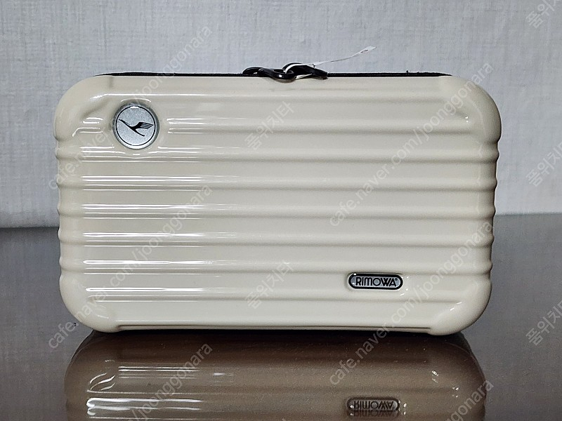 리모와 여행용 파우치 이미지