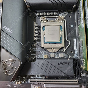 11900 ES QVYE + z490i 유니파이 팝니다