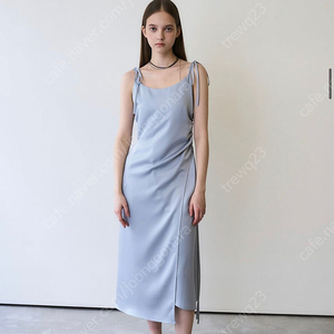 마론에디션 side string midi dress sky blue 삽니다