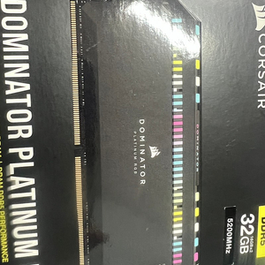 CORSAIR DDR5-5200MHz 도미네이터 플래티넘 RGB 32GB(2 x 16GB)