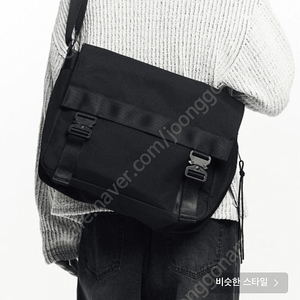 메종미네드 TWO BUCKLE MESSENGER BAG 크로스백