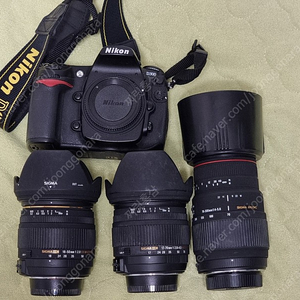 니콘 D300 / 시그마 17-70mm / 시그마 18-50mm / 시그마 70-300mm 판매합니다