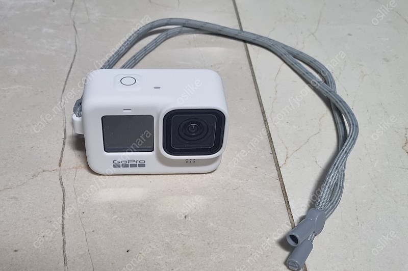 고프로 11 히어로 블랙 및 악세서리 + 케이스 판매합니다.--1