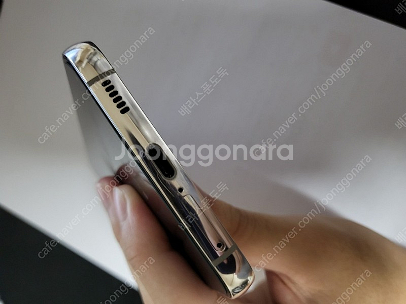 22플러스 256G 화이트 A급--3