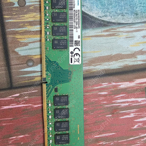 삼성 DDR4 16GB 2666V C다이 1개 팝니다.