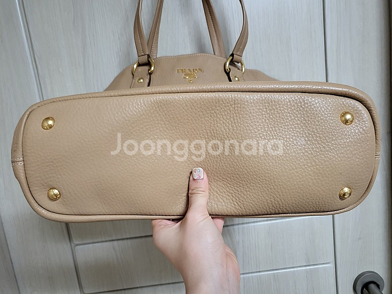 정품 프라다.쇼퍼백.다이노가방 새것 미개봉급--1