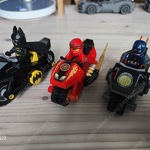 정품 레고 배트맨, 닌자고, 캡틴아메리카 오토바이 판매합니다