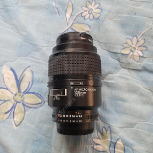 AF Micro 105mm f2.8D (105마)