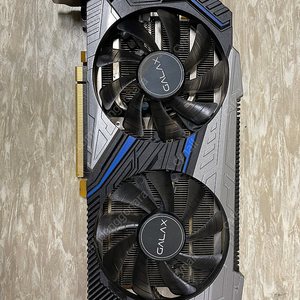 갤럭시 GALAX 지포스 RTX 2070 D6 8GB 중고 그래픽 단품입니다