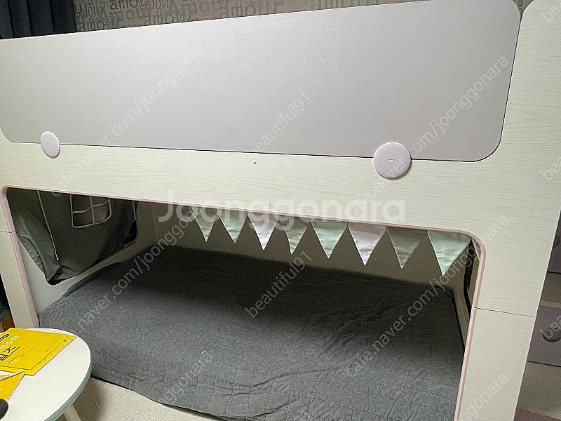 일룸 2층침대--1