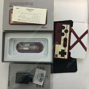 8bitdo 패미콤 무선패드 및 리시버