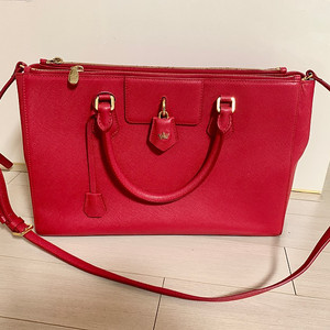 제이에스티나 가방