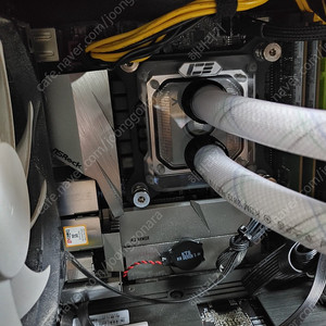 삼성 ddr4 8g 램 ram 4장 팝니다.