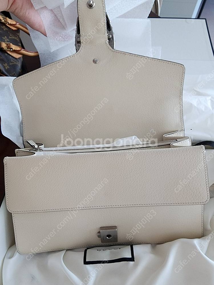 구찌 디오니소스 화이트 스몰사아즈 295만--4