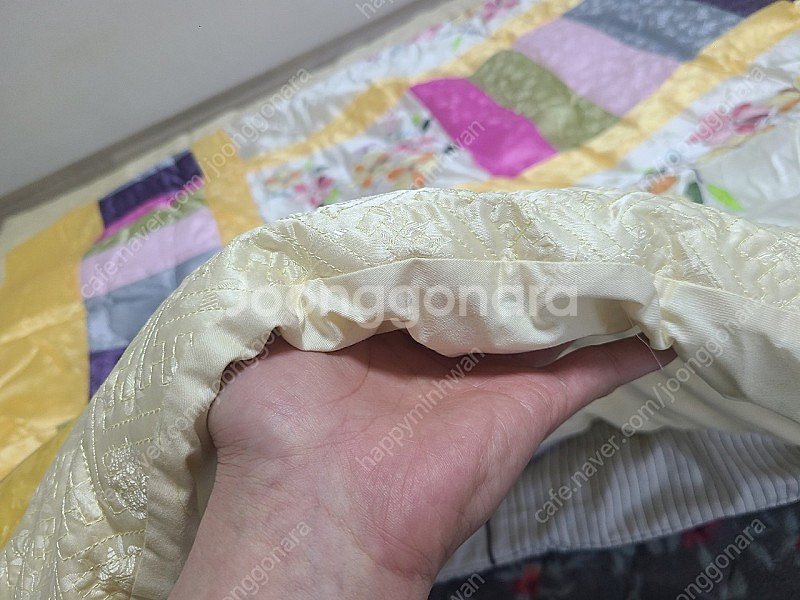 최고급 이불 요 베개 방석 팝니다--7