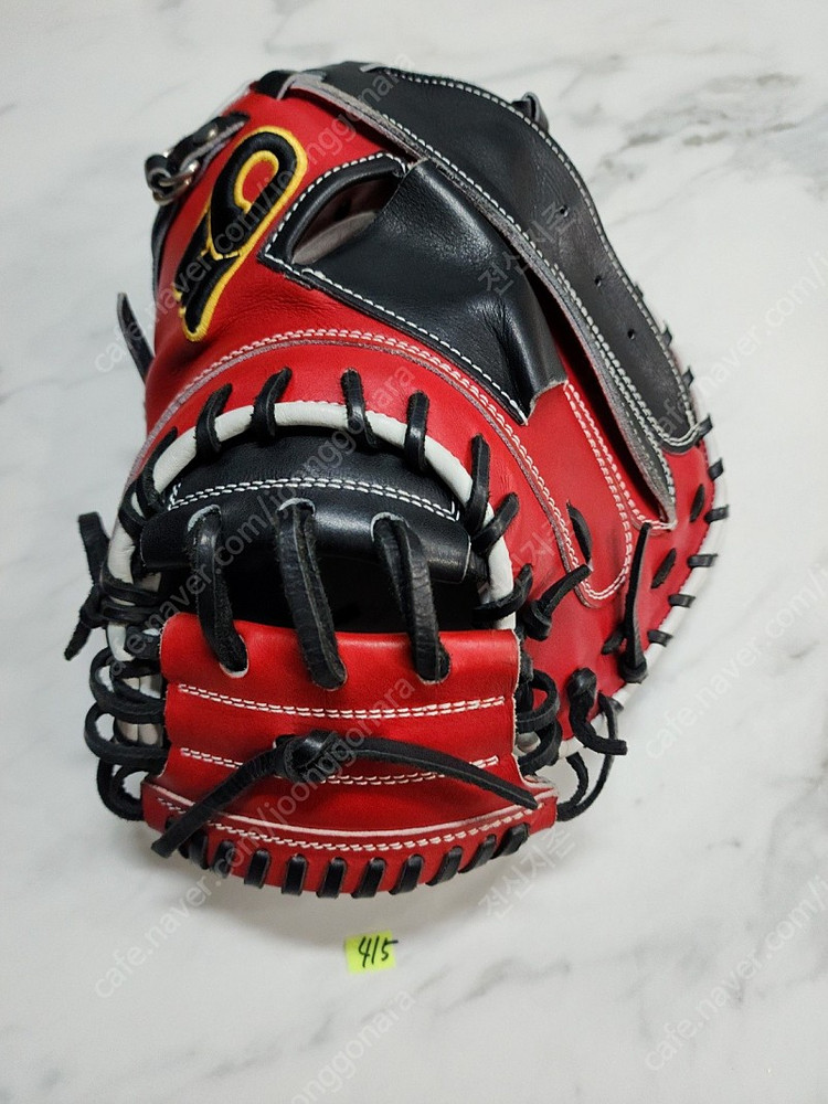 원에이티 C-60 포수미트 팝니다.--3