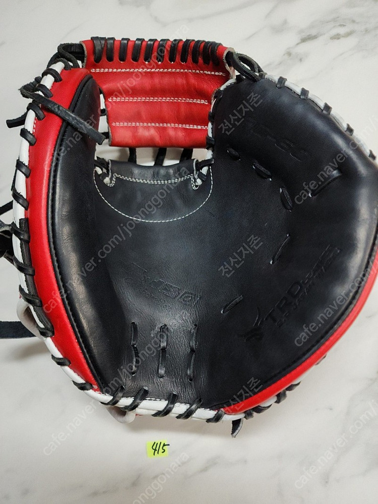 원에이티 C-60 포수미트 팝니다.--4