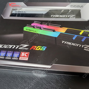 G skill trident 32GB (2 x 16GB) RGB RAM -- 지스킬 RGB 램 32GB 팝니다