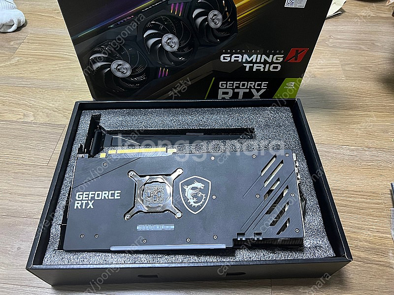 MSI 지포스 RTX 3060 Ti 게이밍 X 트리오 D6X 8GB 트라이프로져2 팝니다.--1