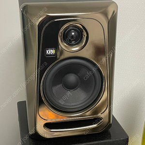 krk rp5 g3 black gold 1조 판매합니다.(뉴트릭 골드케이블, 스탠드 포함)