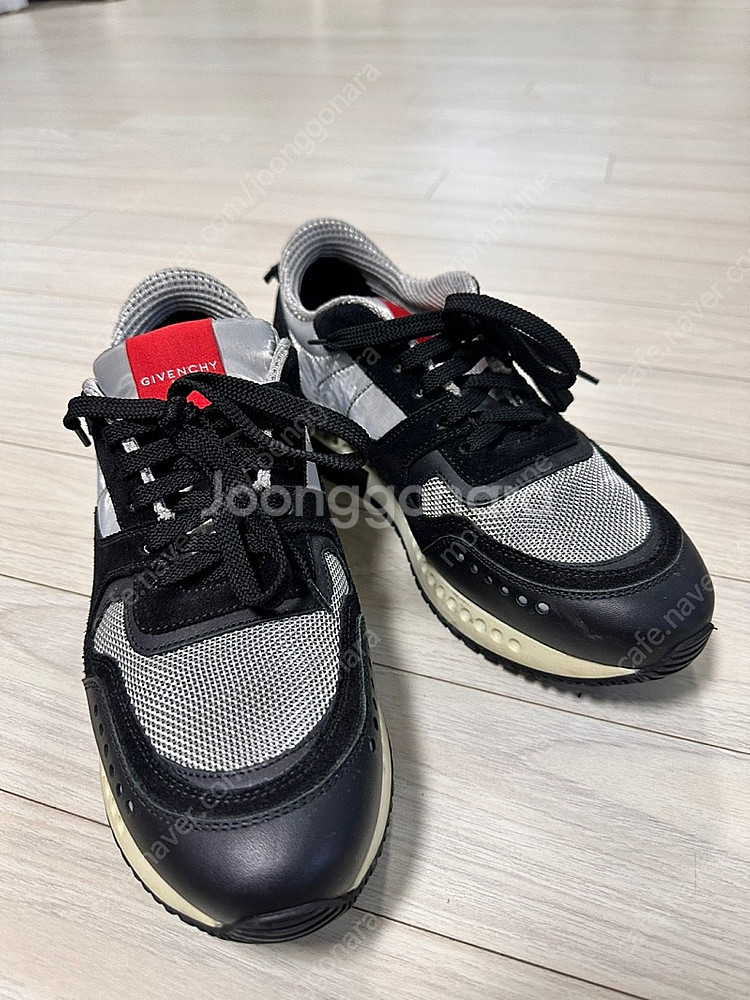 지방시 스니커즈 39 사이즈--3