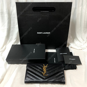 SAINT LAURENT 생로랑 마틀라세 모노그램 블랙