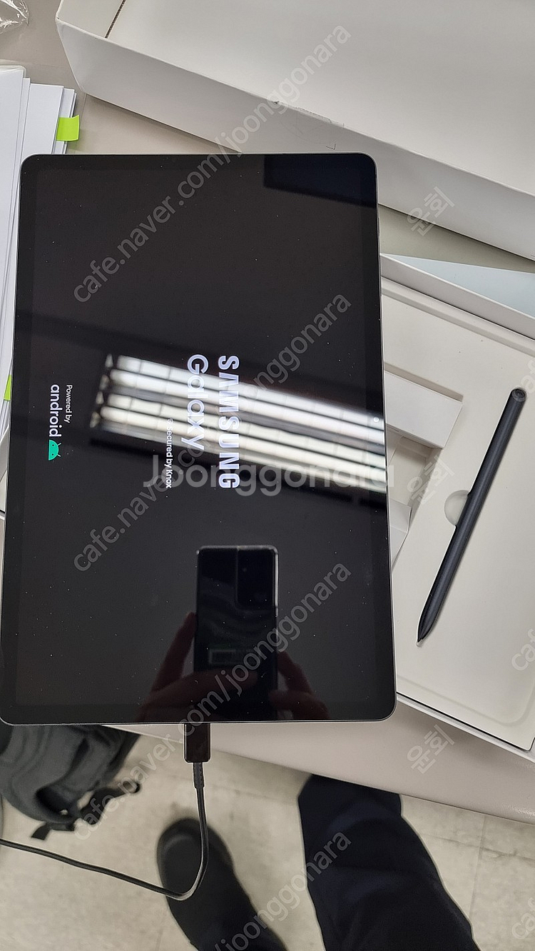 갤럭시 탭 S7 FE 64기가 Wifi 미스틱 블랙(미사용 정품커버, S팬) 판매합니다.--2