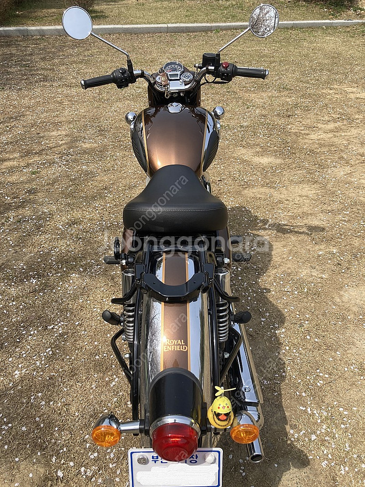 로얄엔펠드 클래식350 기스 하나없는 신차급!!--5