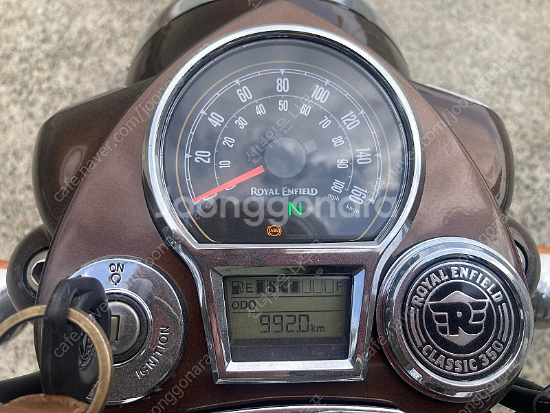 로얄엔펠드 클래식350 기스 하나없는 신차급!!--6