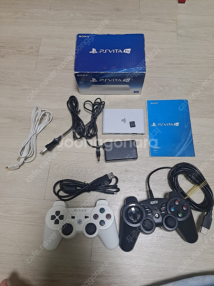 ps vita tv 팝니다.--1