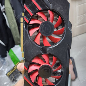 파워(마이크로닉스 클래식2 시리즈 500W), 메인보드(ASUS b85m-g), 그래픽카드(﻿이엠텍 지포스 GTX750 OverClock Edition 1GB)